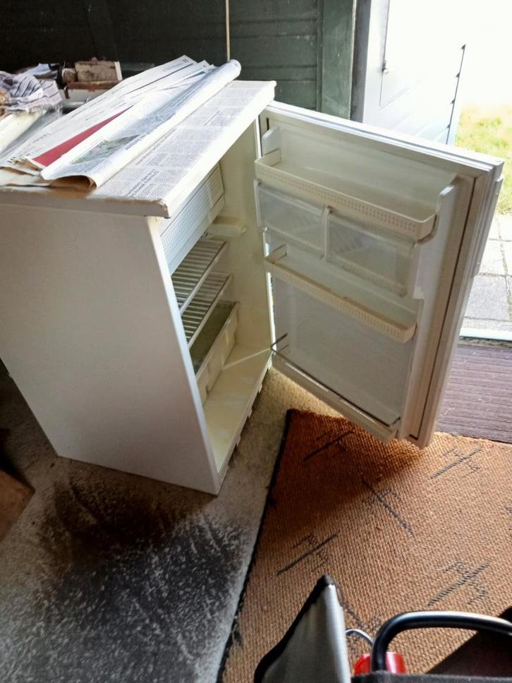 Koelkast tafelmodel, Witgoed en Apparatuur, Koelkasten en IJskasten, Met vriesvak, Minder dan 85 cm, Ophalen