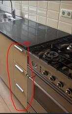 GEZOCHT: Piet zwart bruynzeel 30cm onderkastje, sahara geel, Ophalen, Gebruikt, Minder dan 100 cm, 50 tot 75 cm