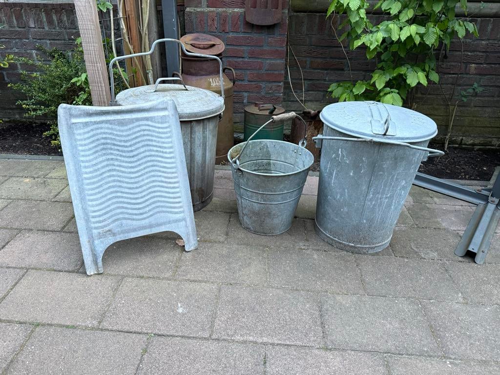 Vintage zinken set: prullenbak, emmer en wasrek, Antiek en Kunst, Ophalen