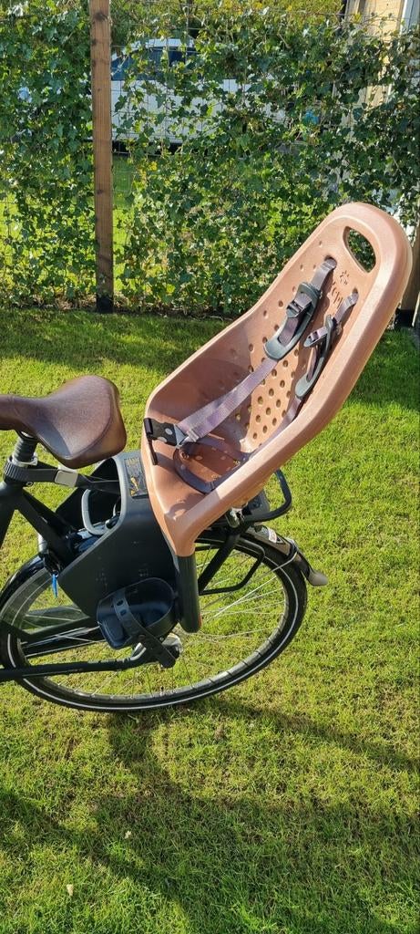 Fietsstoeltje Yepp achterzitje, Fietsen en Brommers, Fietsaccessoires | Fietsstoeltjes, Ophalen