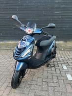 Piaggio zip E5 2021 Brom, Fietsen en Brommers, Scooters | Piaggio, Maximaal 45 km/u, Zip, Ophalen of Verzenden, Zo goed als nieuw