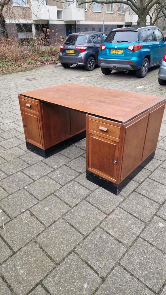 Vintage Bureau met Opbergruimte, Huis en Inrichting, Bureaus, Gebruikt, Bureau, Ophalen