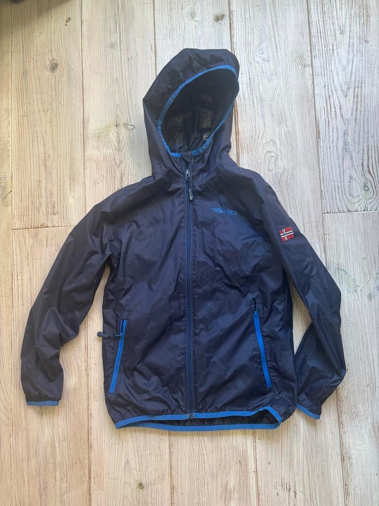 Trollkids regenjas/zomerjas donkerblauw maat 152, Ophalen of Verzenden, Zo goed als nieuw, Jongen of Meisje, Jas