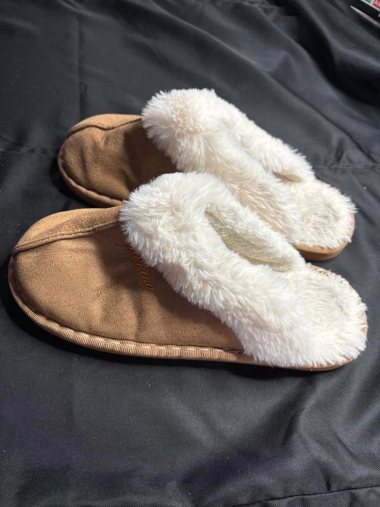 Nieuwe Misheng pantoffels, chestnut, maat 39, Ophalen of Verzenden, Nieuw, Bruin, Pantoffels of Sloffen