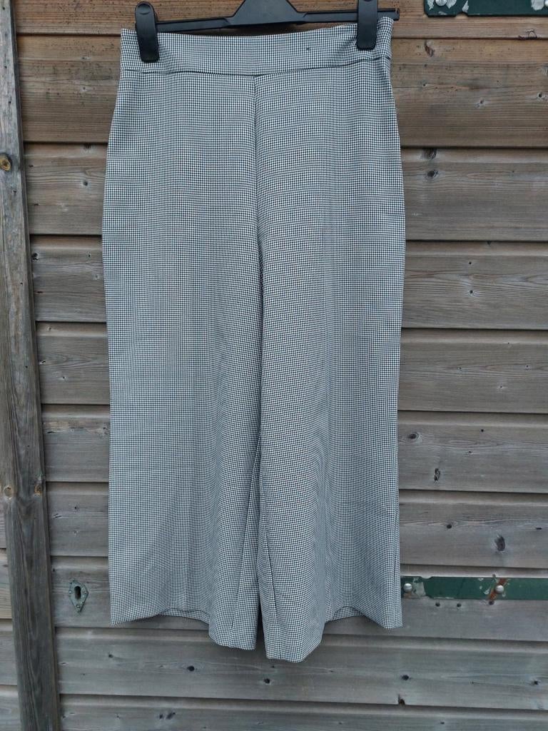 Zwart met witte broek pantalon Primark maat 40/L, Kleding | Dames, Broeken en Pantalons, Maat 38/40 (M), Zwart, Ophalen of Verzenden
