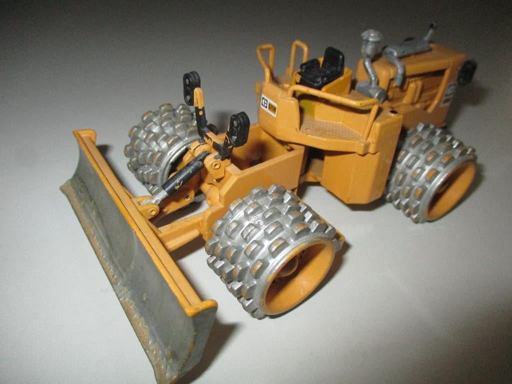 Joal Caterpillar 825B verdichter, Ophalen of Verzenden, Gebruikt, Hijskraan, Tractor of Landbouw, Overige merken