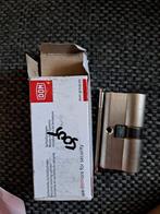 DOM 6-puntslot cilinder met schroef en sleutel, Ophalen, Nieuw, Overige materialen, Slot