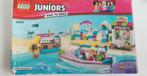 LEGO Juniors 10747 Andrea & Stephanie's Beach House, Ophalen of Verzenden, Zo goed als nieuw, Complete set, Lego