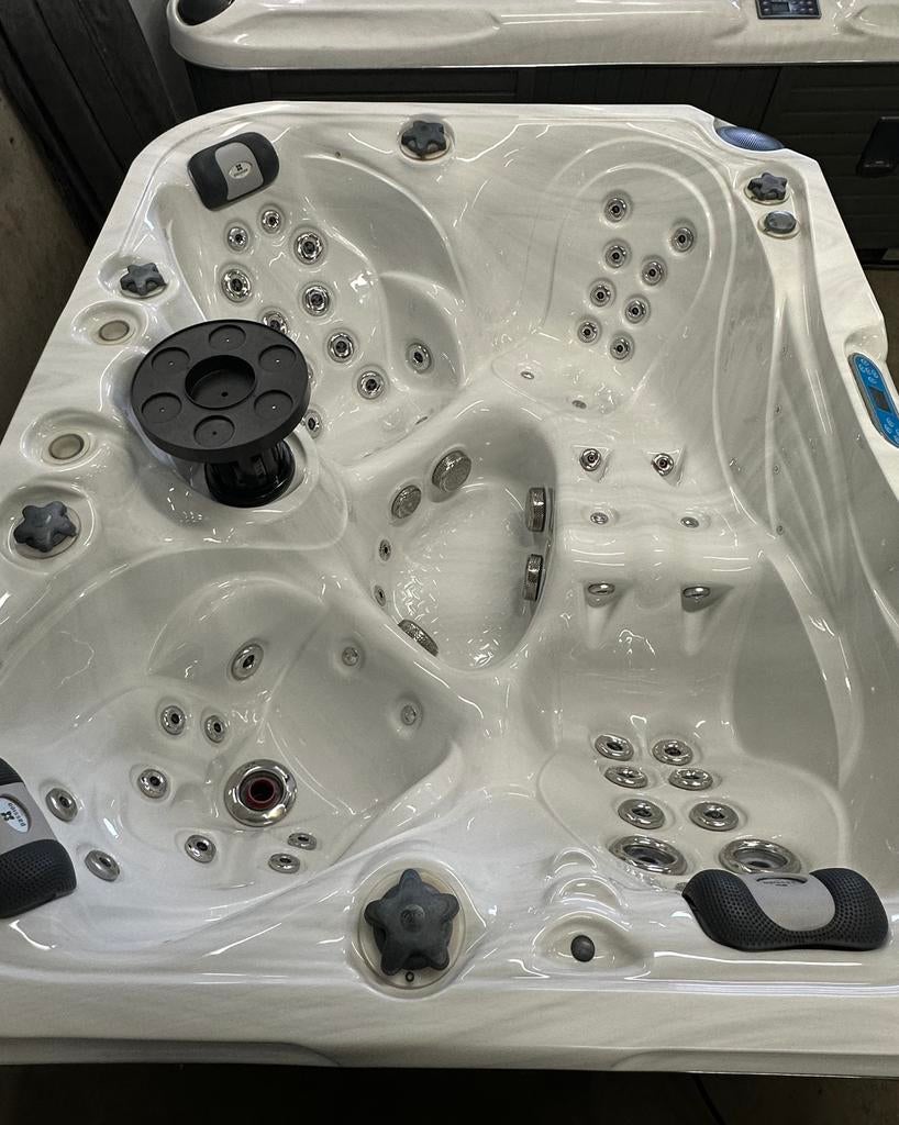 Jacuzzi | Spa Happy | 4 Persoons, Ophalen of Verzenden, Zo goed als nieuw