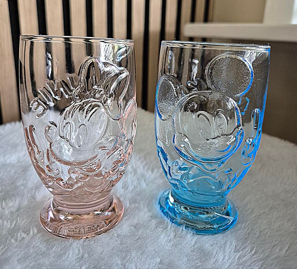 2 Vintage Disney glazen met 3D reliëf, Ophalen of Verzenden, Zo goed als nieuw, Overige typen