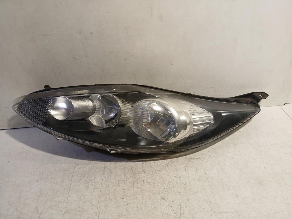 Koplamp links Ford Fiesta, Onderdelen@venauto.nl, Van der Ven Autorecycling B.V., Gebruikt, Ettenseweg 76, 4706 PB Roosendaal, The Netherlands