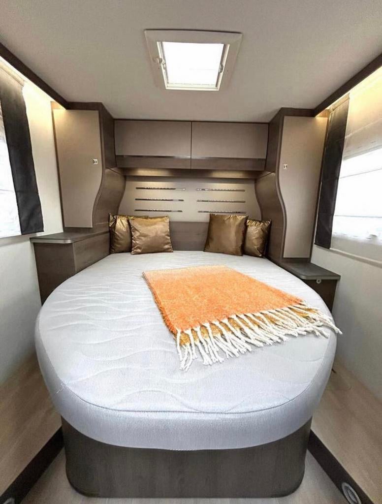 Caravans And Camping Automaat