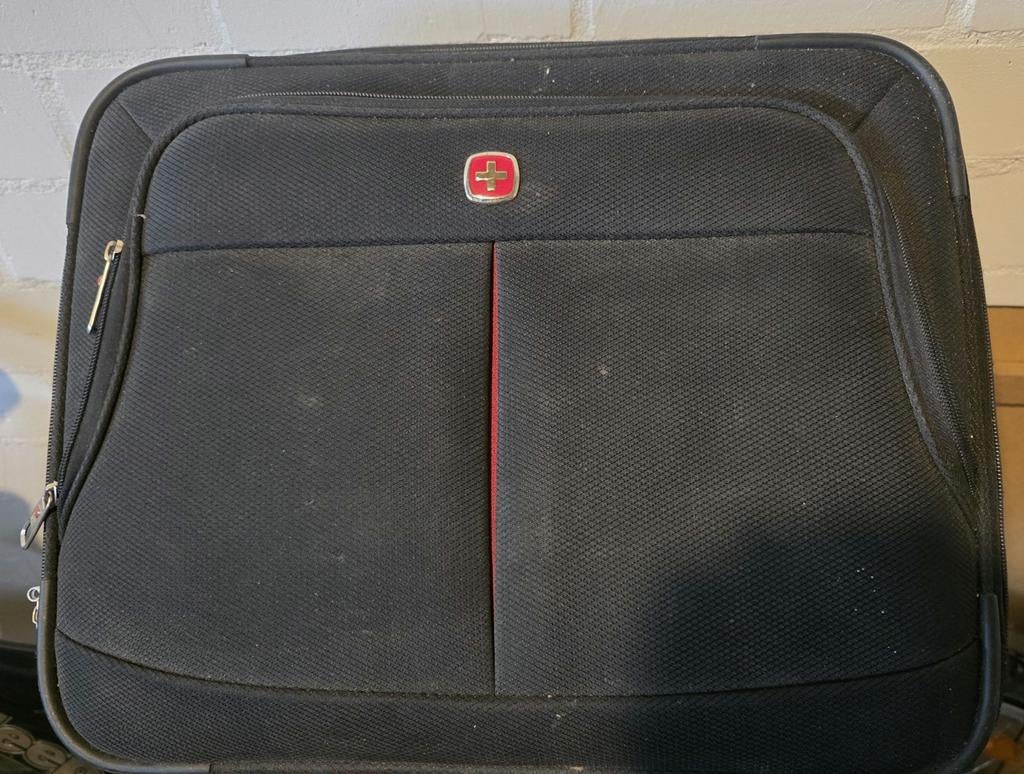 Zwarte Wenger reiskoffer met wieltjes, Sieraden, Tassen en Uiterlijk, Koffers, Ophalen, Overige materialen, Wieltjes, Gebruikt