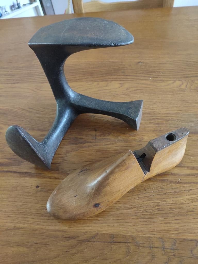 Antieke Schoenmakersleest: Gietijzer & Hout, Antiek en Kunst, Ophalen of Verzenden