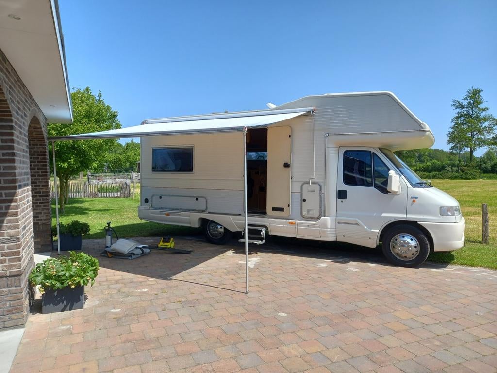 Gepimpte camper Fiat Ducato te koop, Caravans en Kamperen, Campers, Particulier, Half-integraal