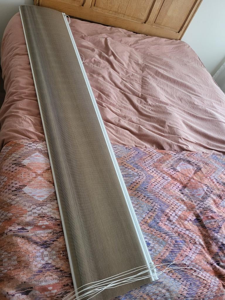 Bijna nieuw plisse gordijn van Veneta bottom up top down., Huis en Inrichting, Stoffering | Gordijnen en Lamellen, Ophalen, 150 tot 200 cm