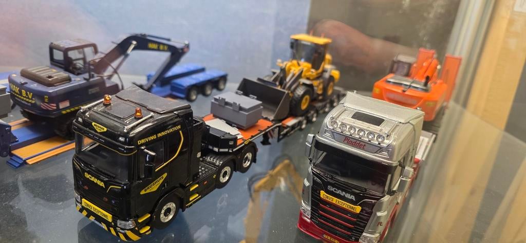 Scania vrachtwagens + dieplader 1:50, Ophalen of Verzenden