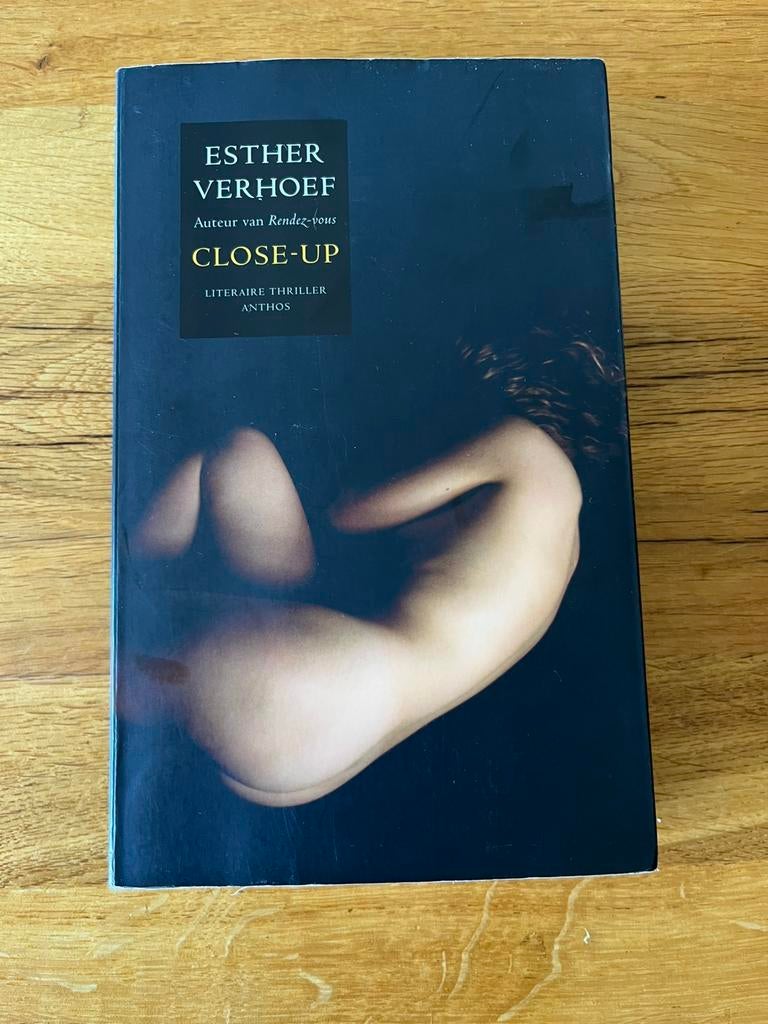 Esther Verhoef , Close up, Ophalen of Verzenden, Zo goed als nieuw