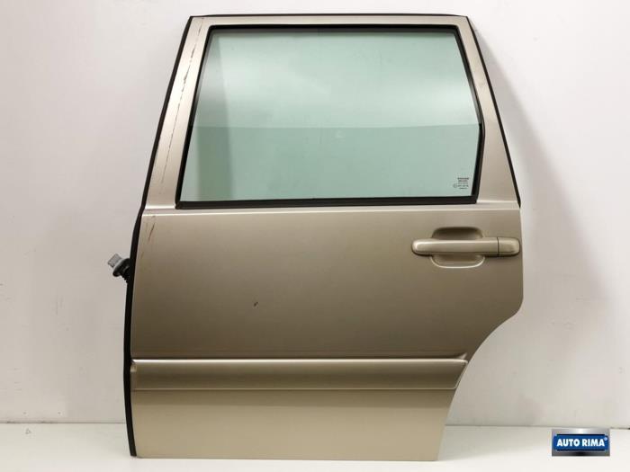 Portier 4Deurs links-achter van een Volvo V70 (440), Auto-onderdelen, Carrosserie en Plaatwerk, Deur, Volvo, Gebruikt, 3 maanden garantie