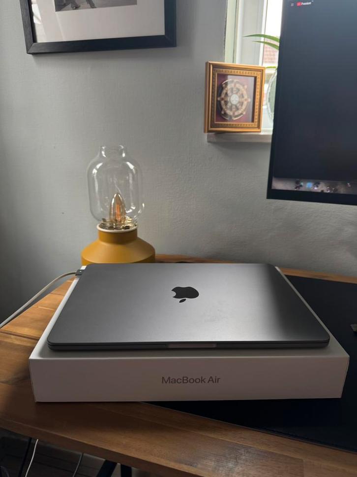 Apple MacBook Air 13.6", M2, 256GB, Space Gray, 2022, Computers en Software, Apple Macbooks, Zo goed als nieuw, MacBook Air, 13 inch