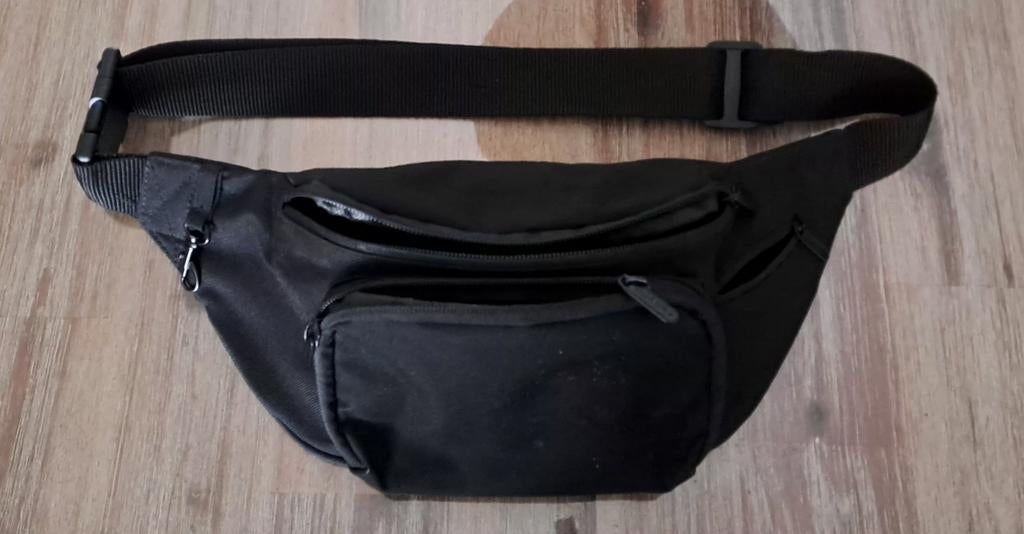 Zwarte heuptas met meerdere vakken, Gebruikt, Minder dan 30 cm, 25 tot 40 cm, Ophalen