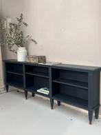 Lage boekenkast, neoklassiek hout met koperen pootjes, Ophalen, Gebruikt, 150 tot 200 cm, Neo klassiek