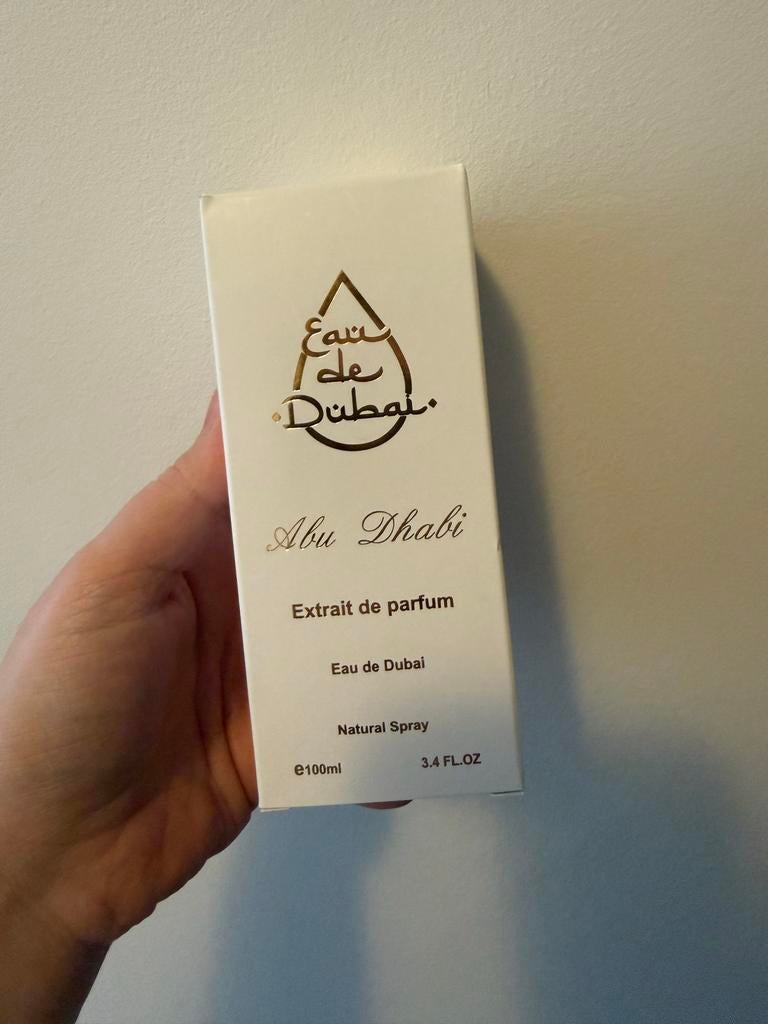 Eau de Dubai Abu Dhabi Extrait de Parfum 100ml, Ophalen of Verzenden, Zo goed als nieuw