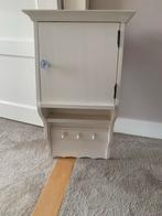 Brocante hangkastje, Ophalen