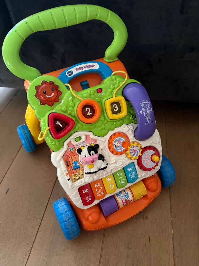 V tech loopwagen, Ophalen of Verzenden, Gebruikt, 6 maanden tot 2 jaar