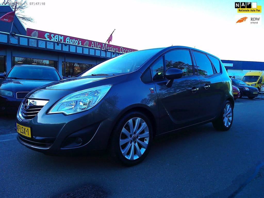Opel Meriva 1.4 Turbo Cosmo (Airco ), Voorwielaandrijving, Euro 5, 680 kg, 4 cilinders