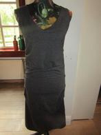 F692 DONNA DUE mt 38 jurk grijs jersey mouwloos gedrapeerd, Kleding | Dames, Jurken, Maat 38/40 (M), Verzenden, Zo goed als nieuw
