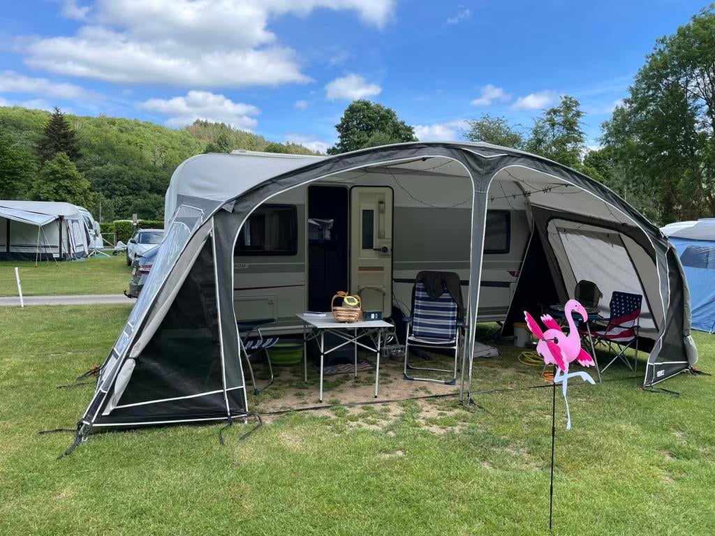 Staat in België. Caravan LMC passion 440D van 2017, Caravans en Kamperen, Voortenten en Luifels, Ophalen, Zo goed als nieuw