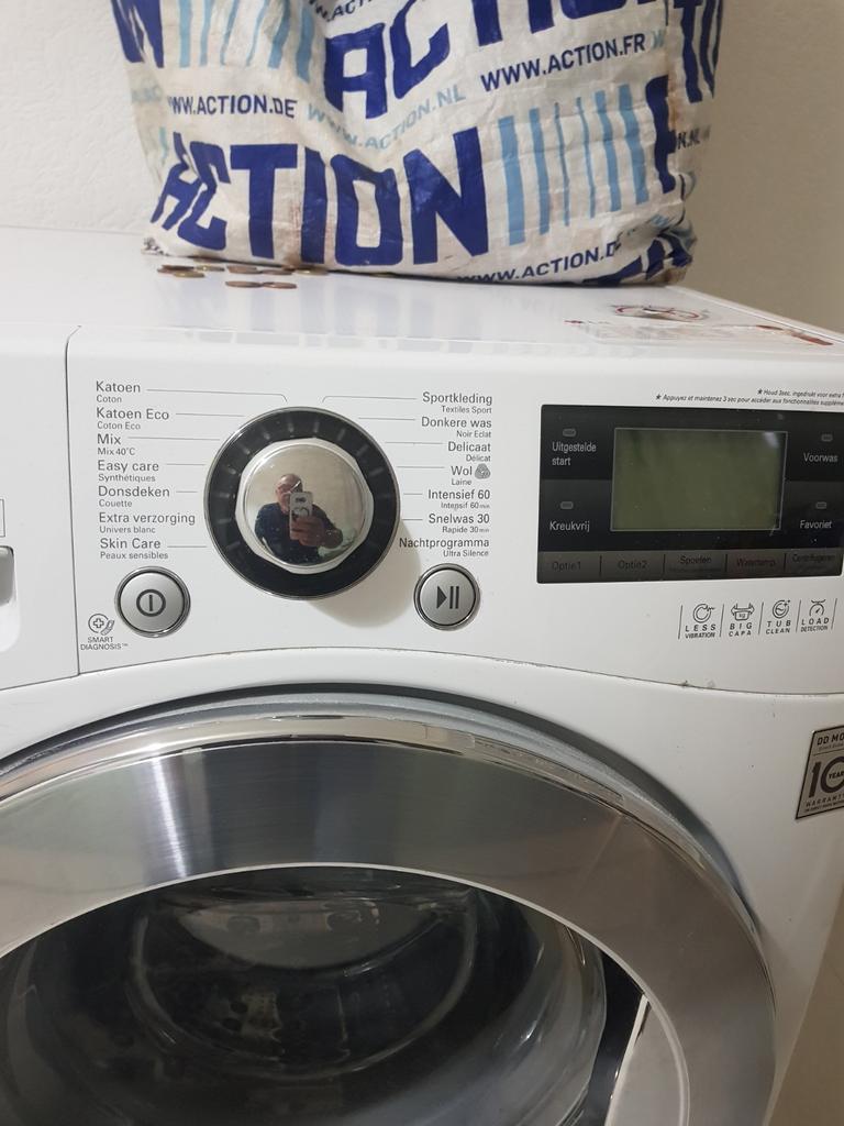 Goedwerkende LG direct drive wasmachine 12kg 1600 toeren, Ophalen of Verzenden