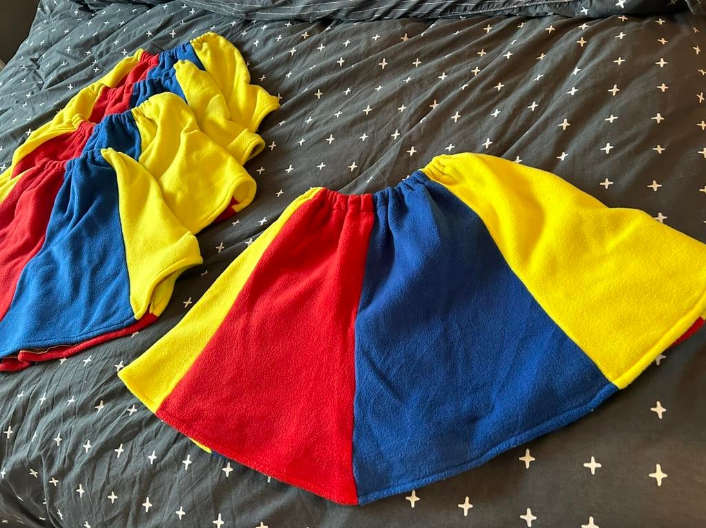 4x rok of rokje loopgroep carnaval / geel - rood - blauw, Kleding | Dames, Ophalen of Verzenden, Zo goed als nieuw, Carnaval