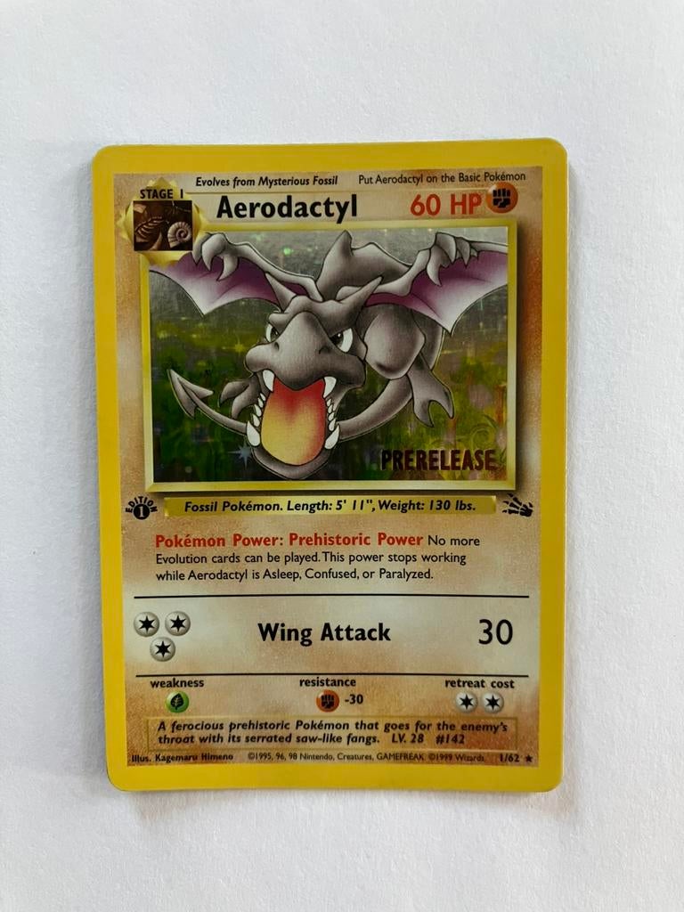 Pokémon Aerodactyl Holo Prerelease Fossil 1/62 WOTC, Ophalen of Verzenden, Zo goed als nieuw