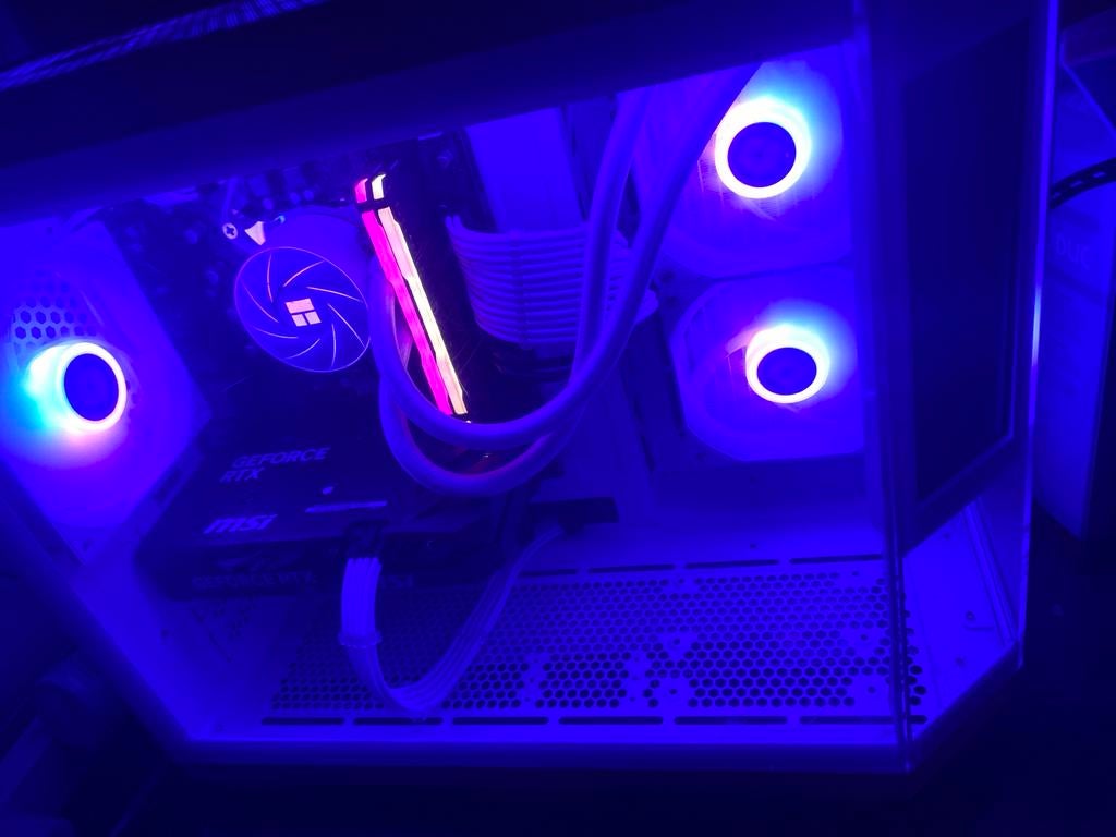 Gaming PC Intel i9-10900K RTX 5060 32GB RAM, Computers en Software, Desktop Pc's, Zo goed als nieuw, 4 Ghz of meer, SSD, 32 GB