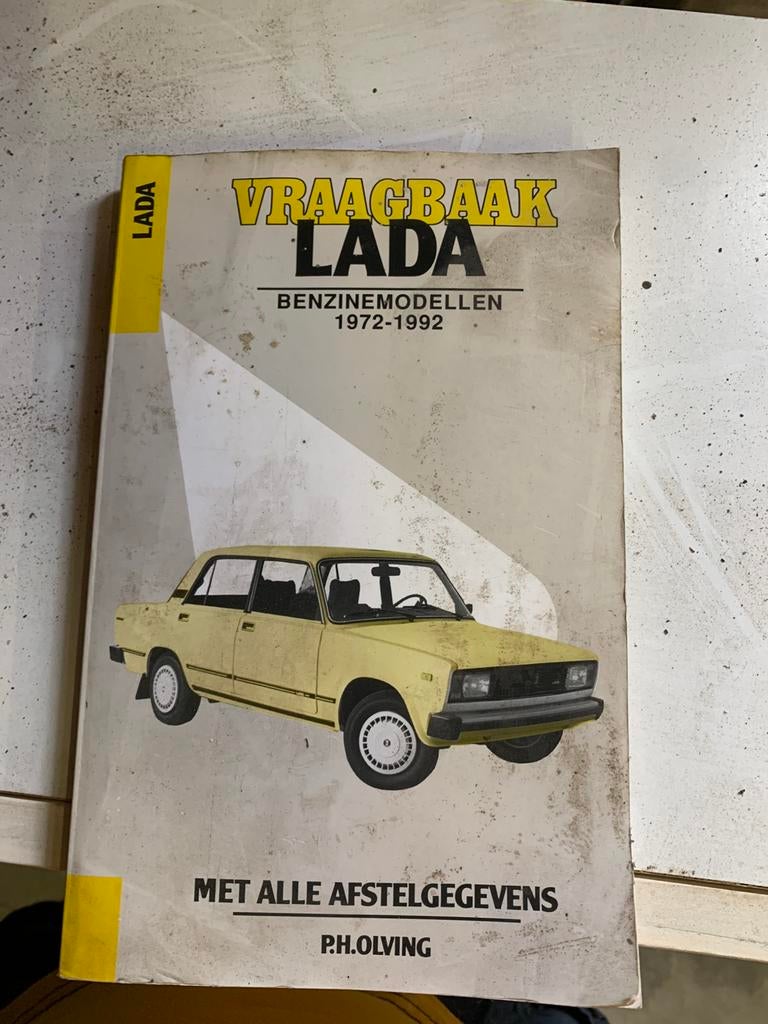 Reparatieboekje voor LADA, Ophalen of Verzenden, Zo goed als nieuw