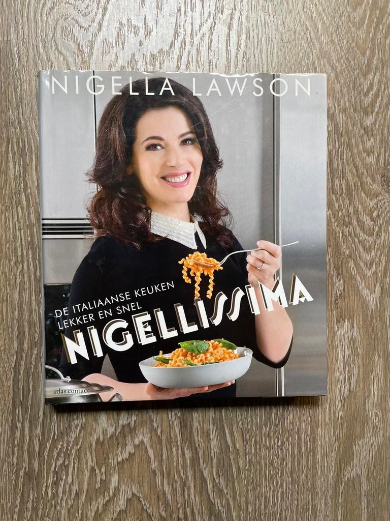 Nigella Lawson - Nigellissima, Boeken, Italië, Ophalen of Verzenden, Zo goed als nieuw, Nigella Lawson