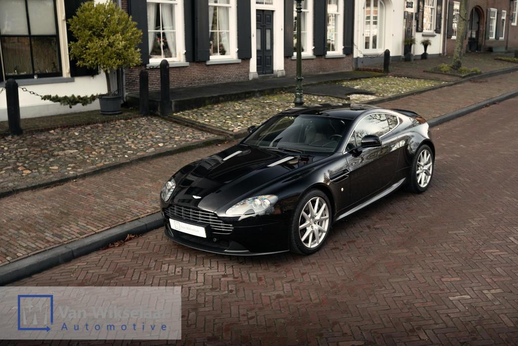 Aston Martin V8 Vantage 4.7 V8 Sportshift | Dealer onderhoud, Auto's, Aston Martin, Automaat, Achterwielaandrijving, Gebruikt