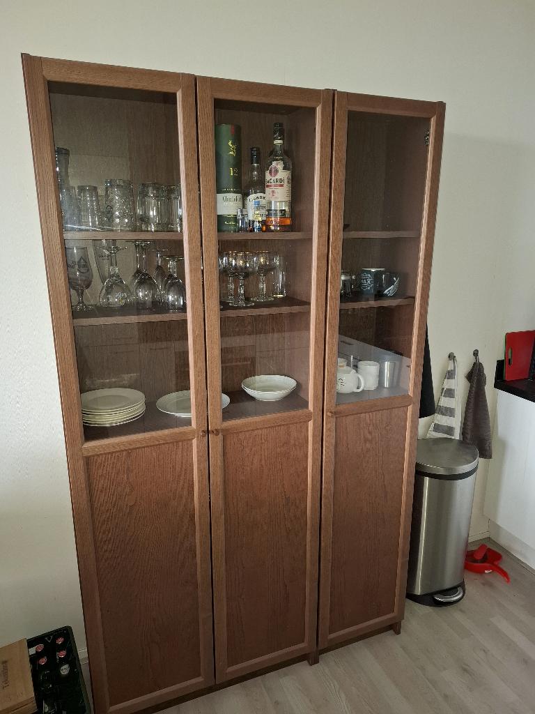 Ikea Billy boekenkast met vitrinedeuren, Huis en Inrichting, Kasten | Boekenkasten, Ophalen, Met plank(en), 200 cm of meer, 50 tot 100 cm