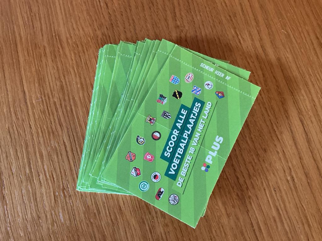 30 dichte pakjes voetbalplaatjes, Plus, Ophalen of Verzenden