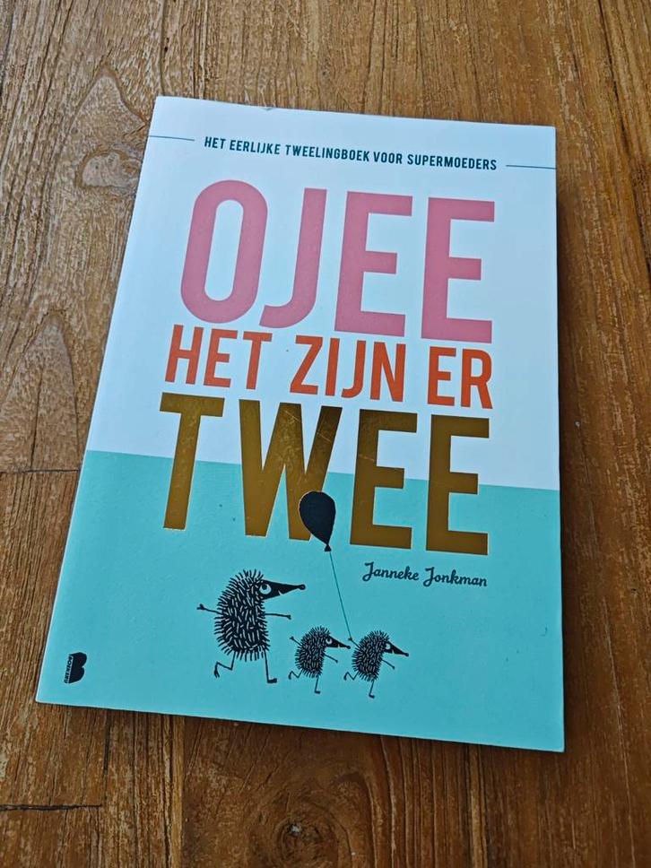 O jee, het zijn er twee - Het eerlijke tweelingboek, Boeken, Zwangerschap en Opvoeding, Zo goed als nieuw, Zwangerschap en Bevalling