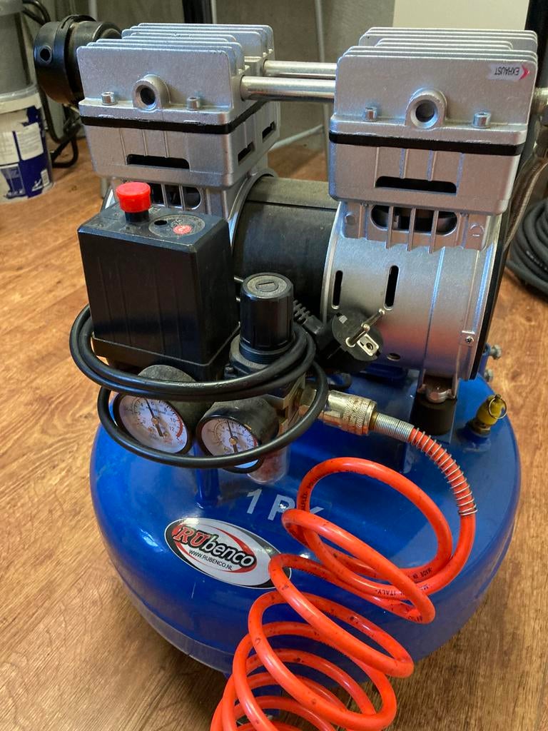 Compressor, Ophalen, Gebruikt, Minder dan 200 liter/min, Olievrij