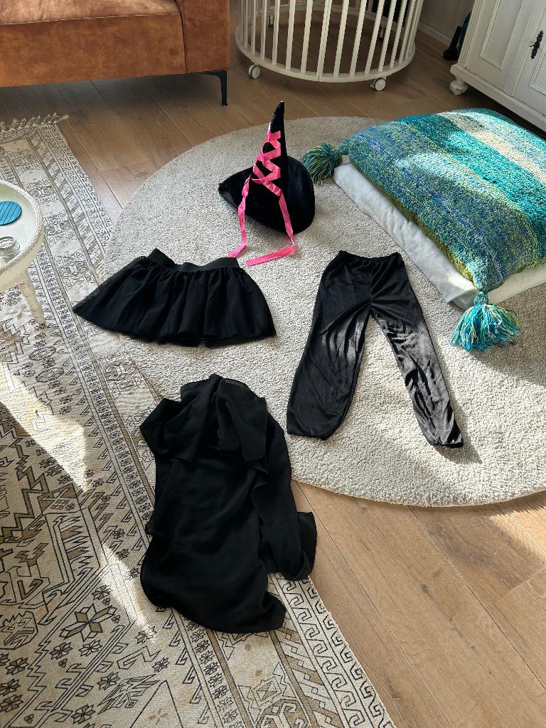 Heks  kostuum maat S - M  5 delig zgan, Ophalen of Verzenden, Zo goed als nieuw, Maat 36 (S), Carnaval