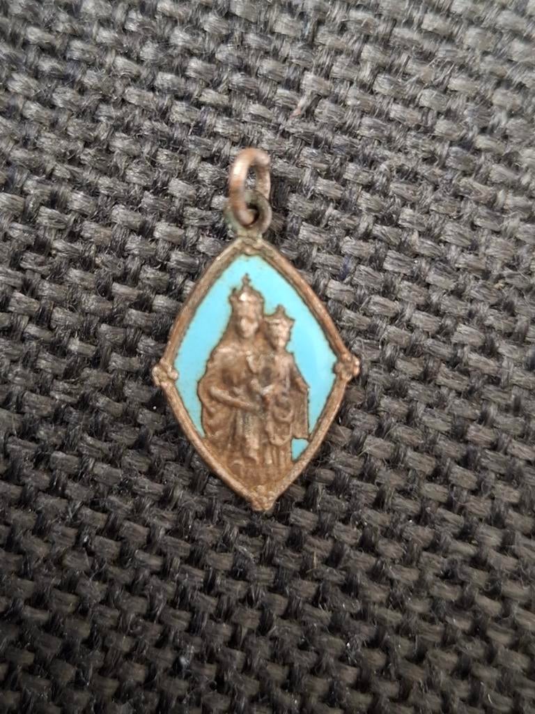 Antieke Religieuze Bedel Maria met Kind & Jezus Emaille, Overige merken, Overige materialen, Gebruikt, Ophalen of Verzenden