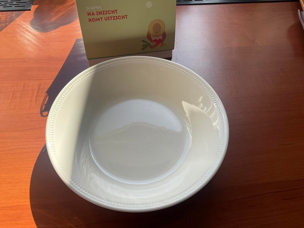 Serveer-/saladeschaal Royal Stafford pearl ( Siebel ), Ophalen of Verzenden, Zo goed als nieuw, Overige materialen, Pannenset