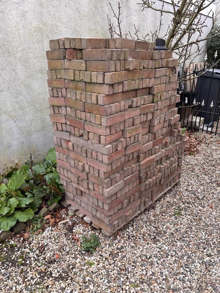 Gebruikte stenen, ca. 12m³ - Ideaal voor bestrating, Tuin en Terras, Tegels en Klinkers, Ophalen, Overige materialen, Gebruikt