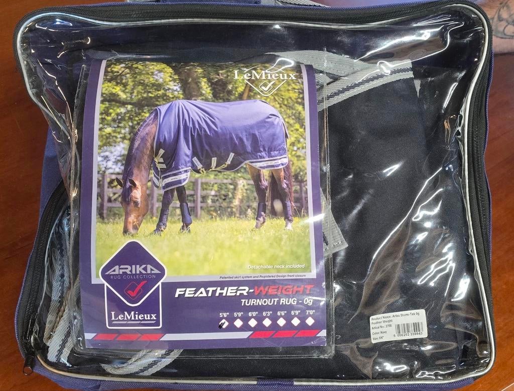 Lemieux Deken Lemieux Arika Featherweight Turnout 0gr Donker, Ophalen