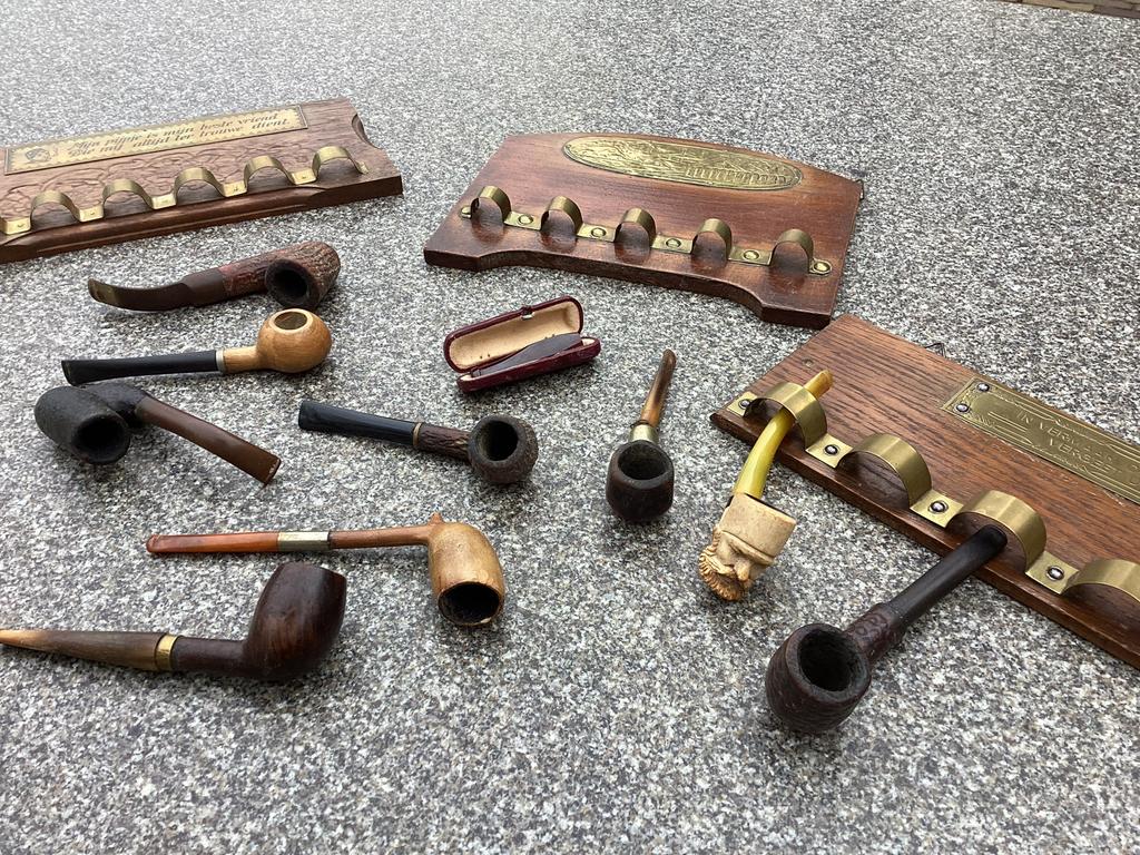 3 pijpenrekjes met verschillende pijpjes, Antiek en Kunst, Ophalen of Verzenden