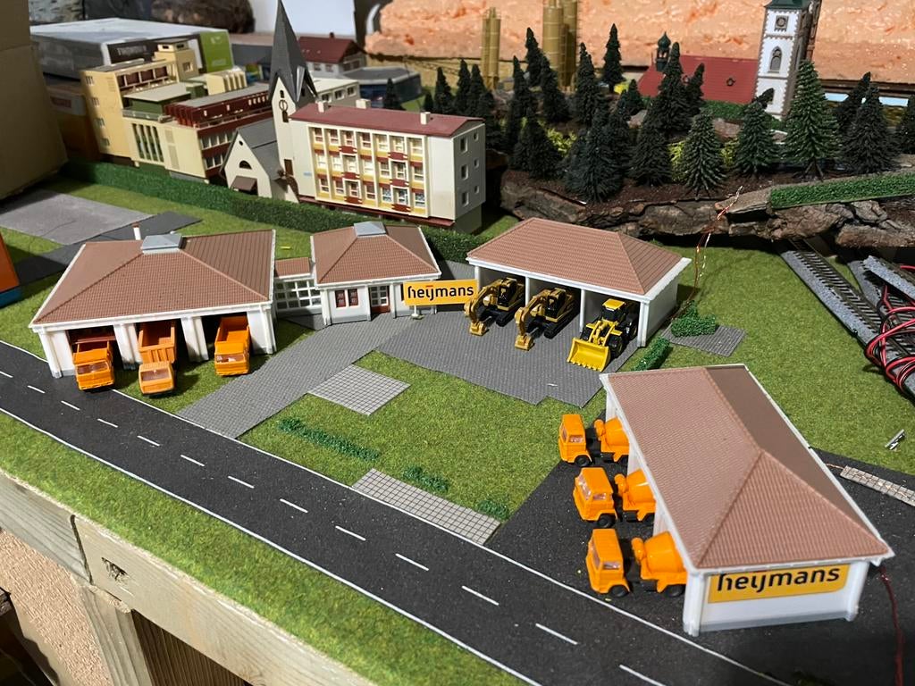 N spoor gebouwen plus bouw bouwvoertuigen, Verzenden, Gelijkstroom of Wisselstroom, Brug, Tunnel of Gebouw, Overige merken